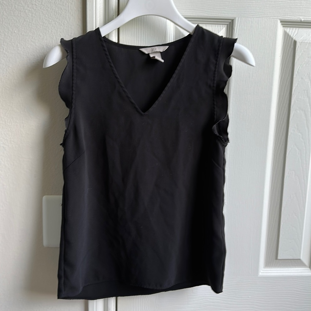 H&M black short sleeve blouse